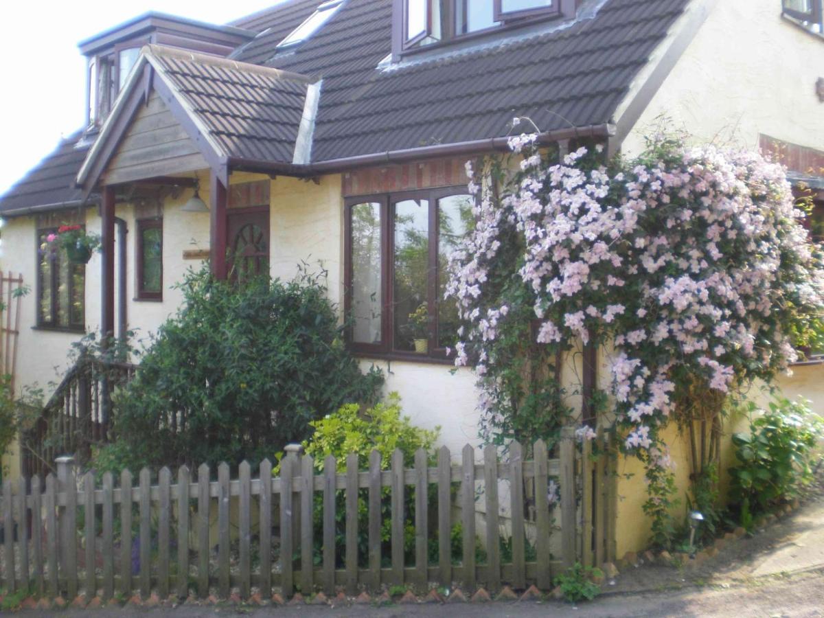 Skerries B&B Lyme Regis Exterior foto